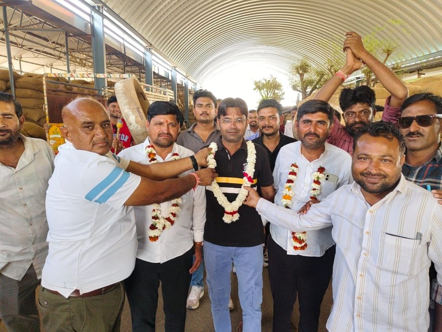 सोजत कृषि मंडी स्थित मेंहदीश्वर महादेव मंदिर में नई कार्यकारिणी का गठन