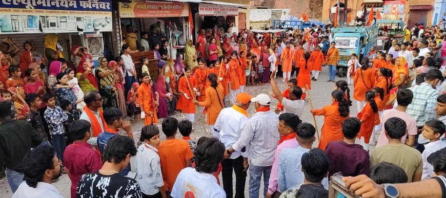 सोजत में हनुमान जन्मोत्सव पर निकली भव्य शोभायात्रा, झांकियों और अखाड़ों ने मोहा मन