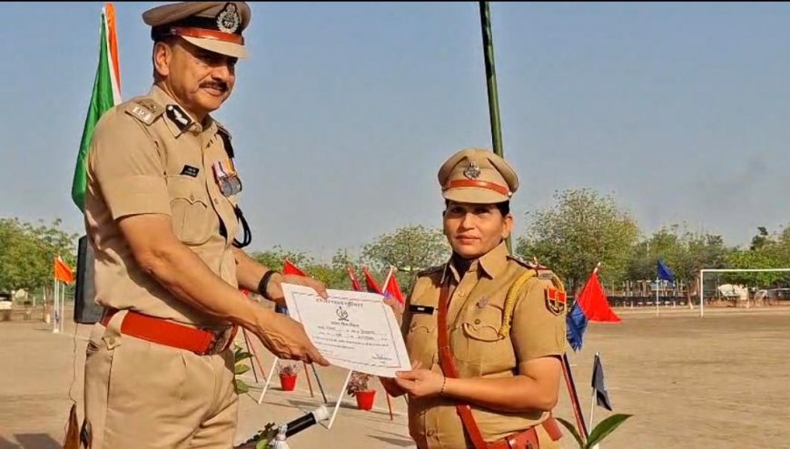 राजस्थान पुलिस दिवस पर कमला लोहार को ‘उत्तम सेवा चिन्ह’ से सम्मानित