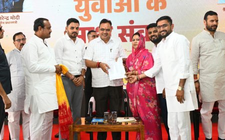 मुख्यमंत्री से मिले सोजत प्रतिनिधिमंडल, महाविद्यालय समस्या के समाधान का मिला भरोसा