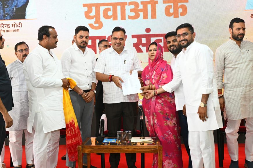 मुख्यमंत्री से मिले सोजत प्रतिनिधिमंडल, महाविद्यालय समस्या के समाधान का मिला भरोसा