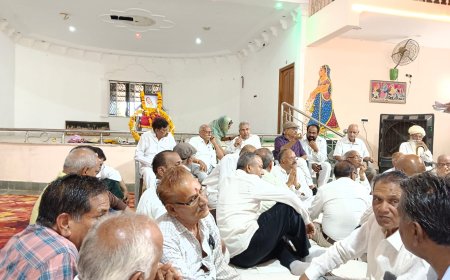 समाजसेवी शर्मिला टाक की शोकसभा में उमड़ा जनसैलाब, देश-प्रदेश से पहुंचे जनप्रतिनिधियों एवं समाज बंधुओं ने दी श्रद्धांजलि