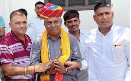 मेहंदी व्यवसायियों और व्यापारियों ने किया अशोक खीची का भव्य सम्मान, साफा व पुष्पमाला पहनाकर जताया गौरव