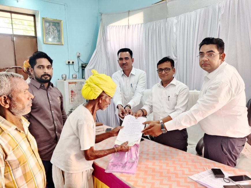 ग्रामीणों की समस्याओं के समाधान को लेकर प्रशासन सक्रिय, अटबड़ा जनसुनवाई शिविर में अधिकारियों ने सुनी फरियाद