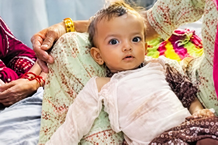 रसोई में हुई छोटी सी चूक, गर्म तेल गिरने से एक वर्षीय मासूम 20 प्रतिशत झुलसा