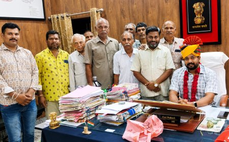 लखारा समाज कांठा आउवा संगठन ने उपजिला मजिस्ट्रेट रवी प्रकाश लखारा का किया भव्य स्वागत