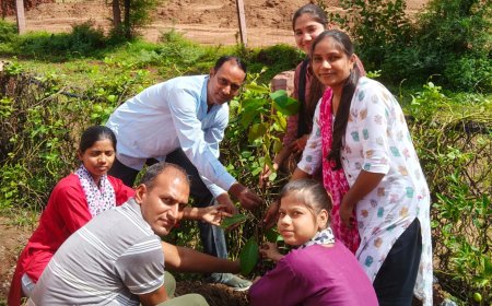 मॉडर्न पब्लिक स्कूल में पेड़ लगा दिया पर्यावरण संरक्षण का संदेश