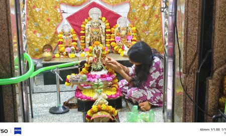 सावन की आस्था: शिवालयों में उमड़ा जनसैलाब, भक्तों ने किया जलाभिषेक