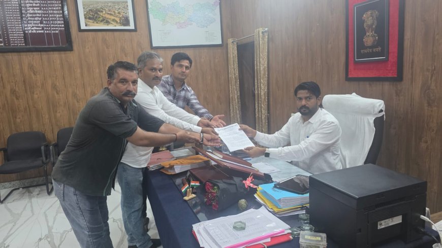विभिन्न मांगों को लेकर पटवार संघ ने सौंपा ज्ञापन, डीसीएस गिरदावरी कार्य का किया बहिष्कार