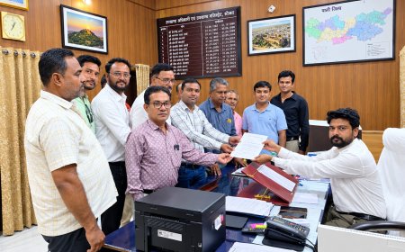 पत्रकार प्रवीण लक्षकार पर हमले के विरोध में पत्रकारों का आक्रोश, मुख्यमंत्री के नाम सौंपा ज्ञापन