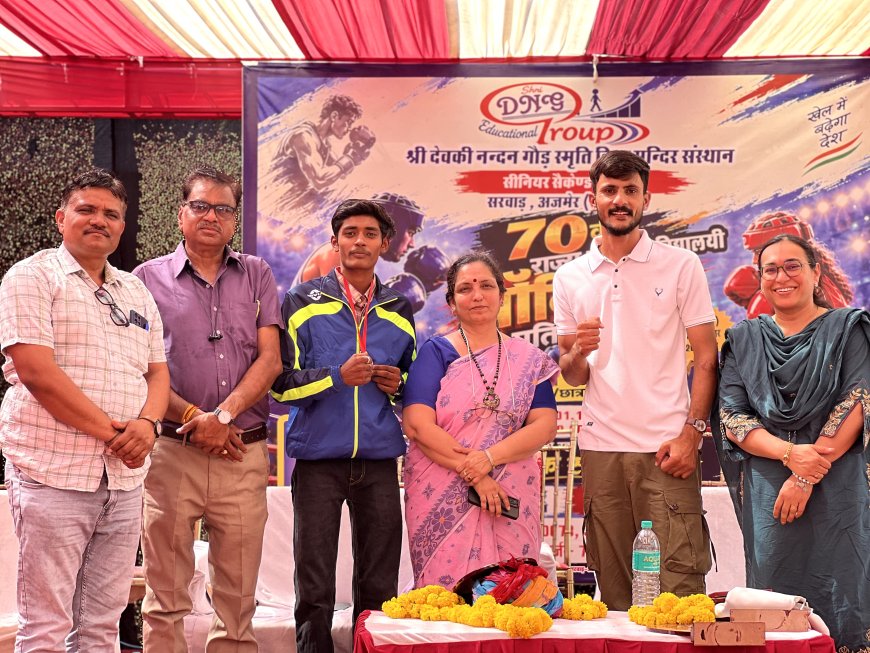 राज्य स्तरीय बॉक्सिंग में हिमांशु देवड़ा ने जीता कांस्य पदक, सोजत पहुंचने पर ढोल-धमाकों से हुआ भव्य स्वागत